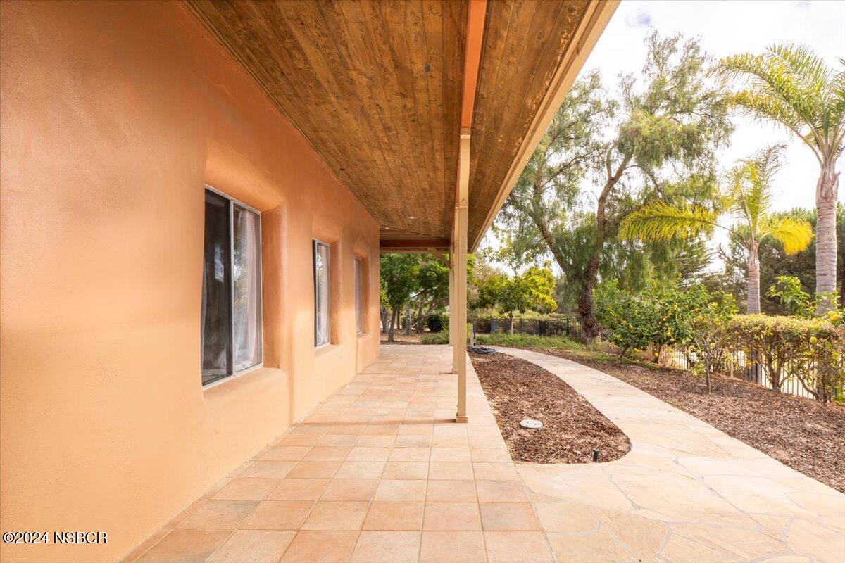 1910 Tularosa Road Lompoc, CA 93436 - Photo 23 of 55 25-1910 Tularosa Rd-25