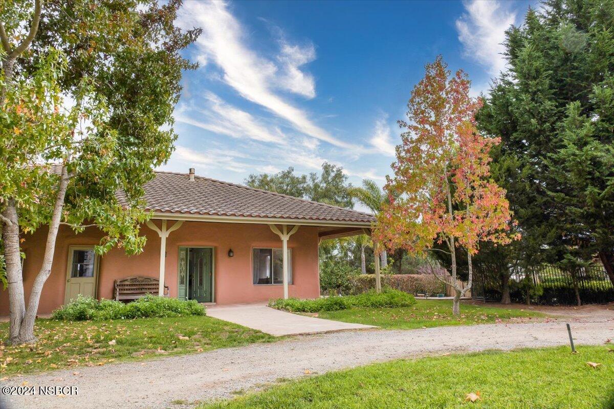 1910 Tularosa Road Lompoc, CA 93436 - Photo 4 of 55 20-1910 Tularosa Rd-20