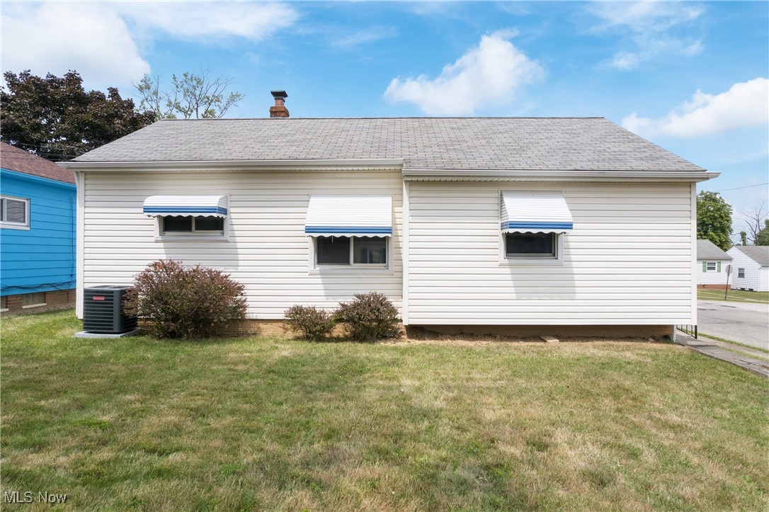 15608 Wingate Road Maple Heights, OH 44137 - Photo 30 of 36 Gallery Image 30