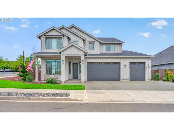 $1,095,000 | 12311 Northeast 57th Avenue, Vancouver, WA 98686