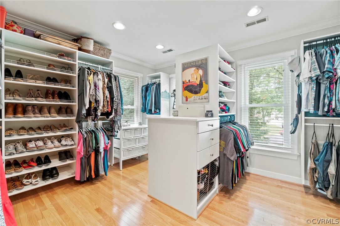 12635 Eagle Ridge Road Henrico, VA 23233 - Photo 24 of 49 Custom organization system and hardwood floors.