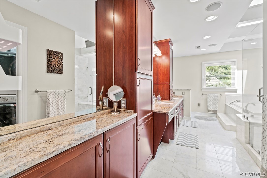 12635 Eagle Ridge Road Henrico, VA 23233 - Photo 25 of 49 Primary en-suite with marble floors and granite co