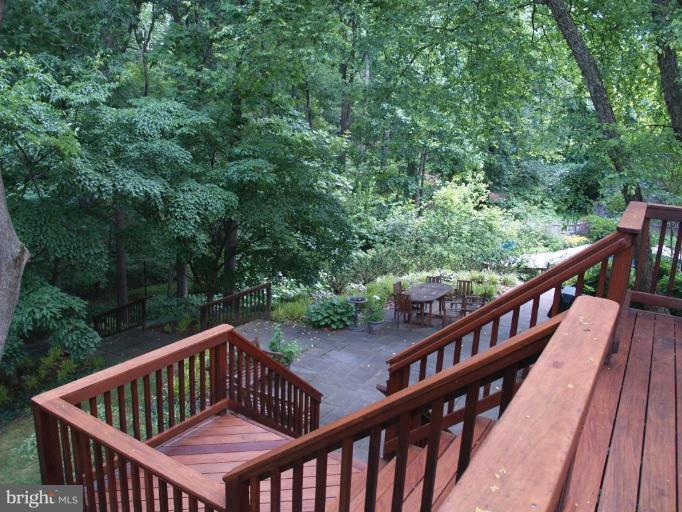 13628 Glenhurst Road North Potomac, MD 20878 - Photo 9 of 30 Deck