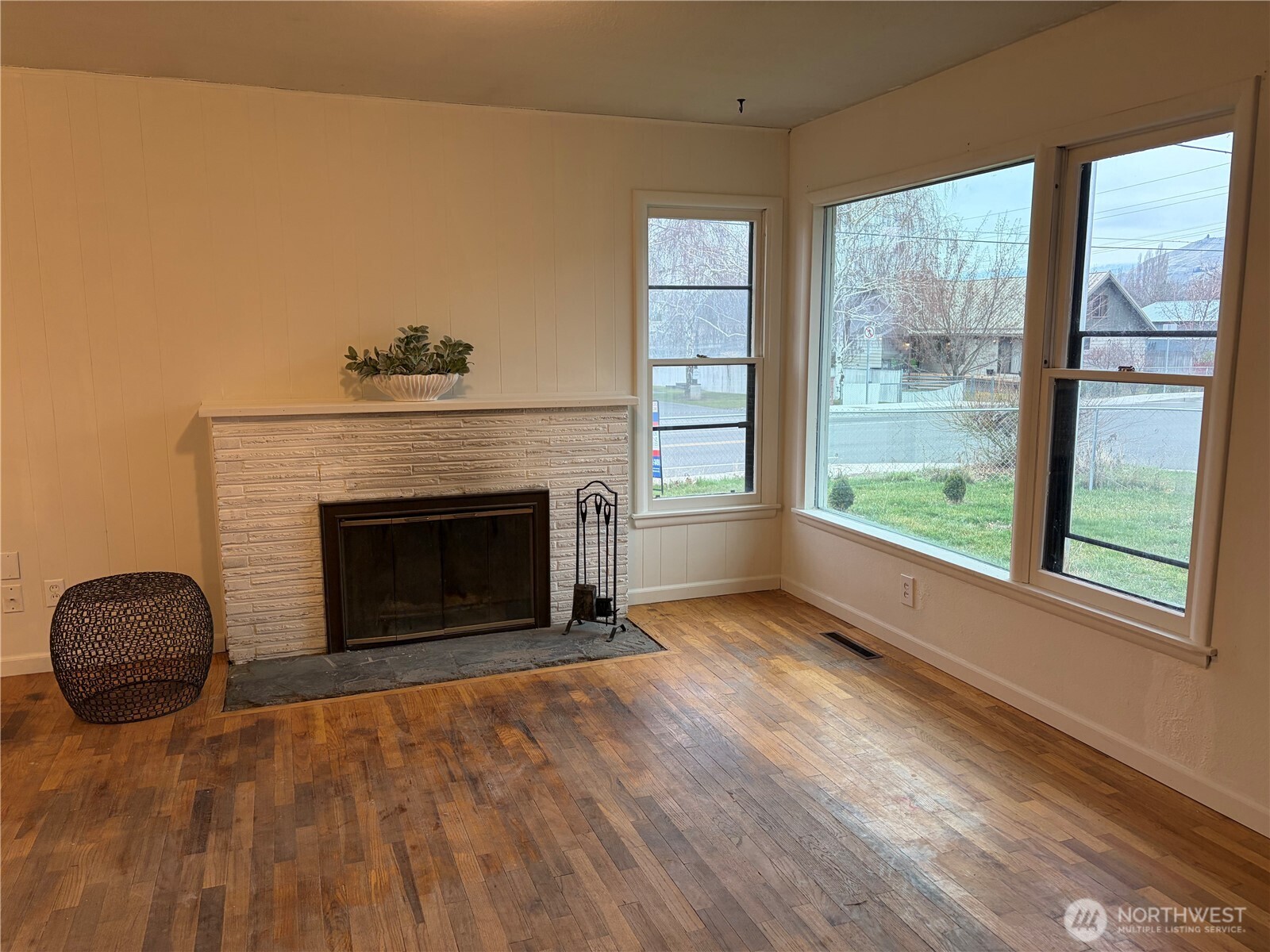 700 Schons Place Wenatchee, WA 98801 - Photo 4 of 11