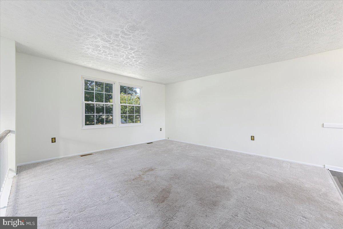 12300 Brolass Road Clinton, MD 20735 - Photo 8 of 31