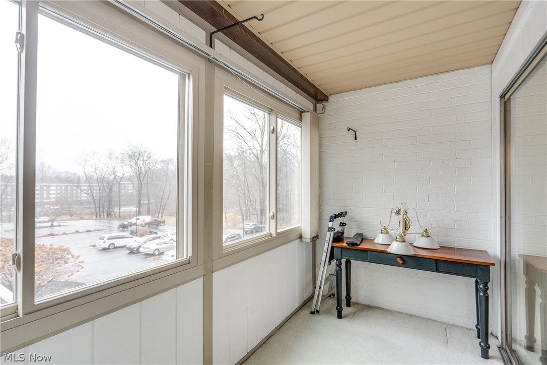 3070 Kent Road Stow, OH 44224 - Photo 24 of 43 View of enclosed patio