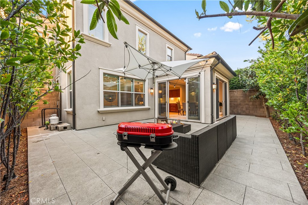 51 Decker Irvine, CA 92620 - Photo 16 of 49 a front view of a house with parking