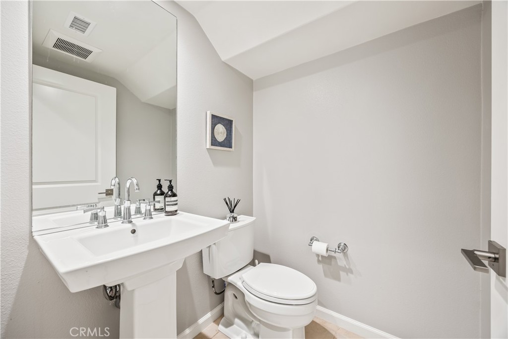 51 Decker Irvine, CA 92620 - Photo 39 of 49