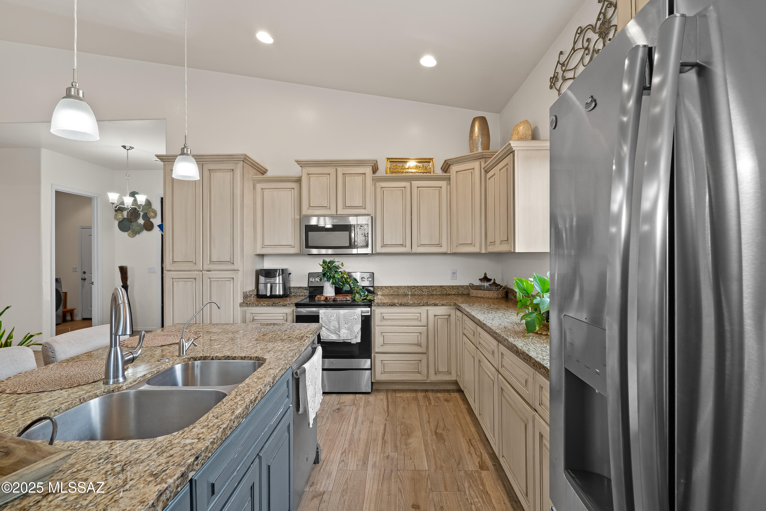 1089 Sicomoro Corte Rio Rico, AZ 85648 - Photo 15 of 47