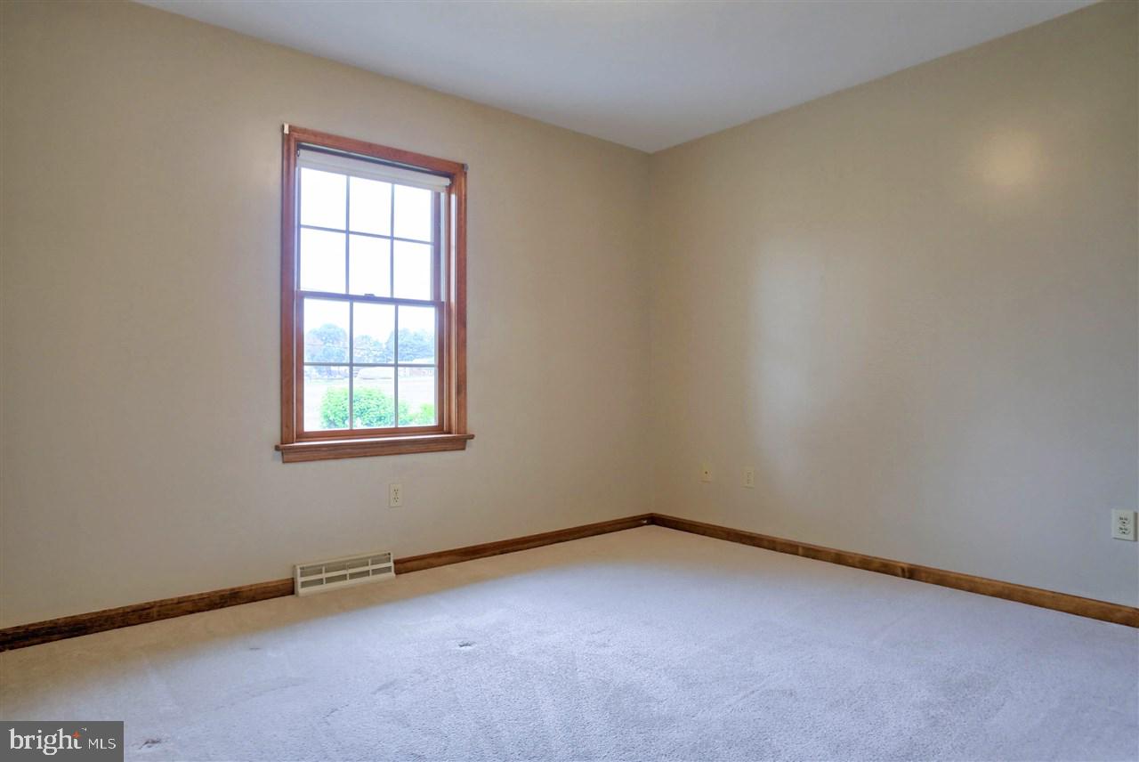 1450 Grandview Road Hanover, PA 17331 - Photo 16 of 24
