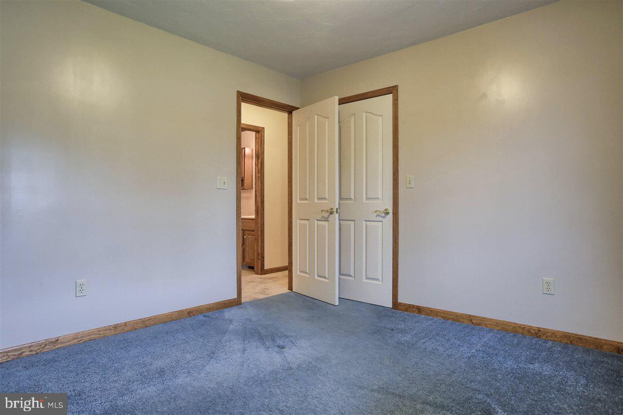 1450 Grandview Road Hanover, PA 17331 - Photo 17 of 24