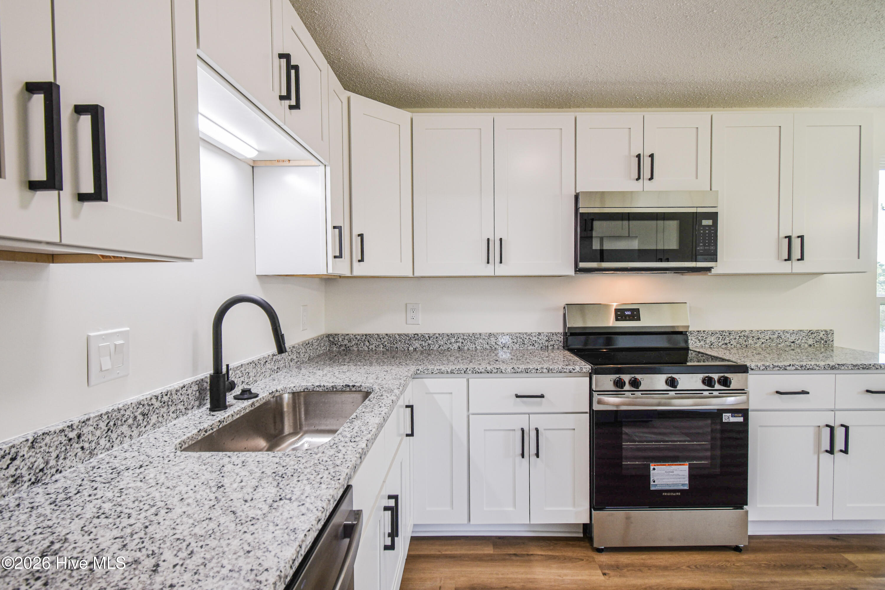 2620 Claymont Road Hephzibah, GA 30815 - Photo 9 of 38 Kitchen