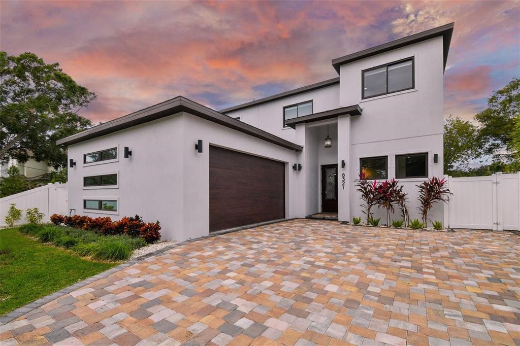 6321 South MacDill Ave  