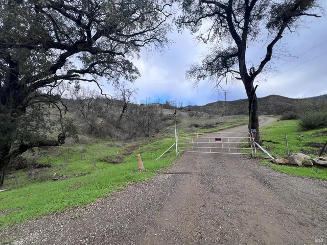 a view of outdoor space with mountain view