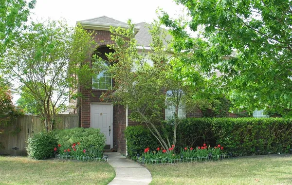 $2,750 | 509 Raintree Circle, Coppell, TX 75019