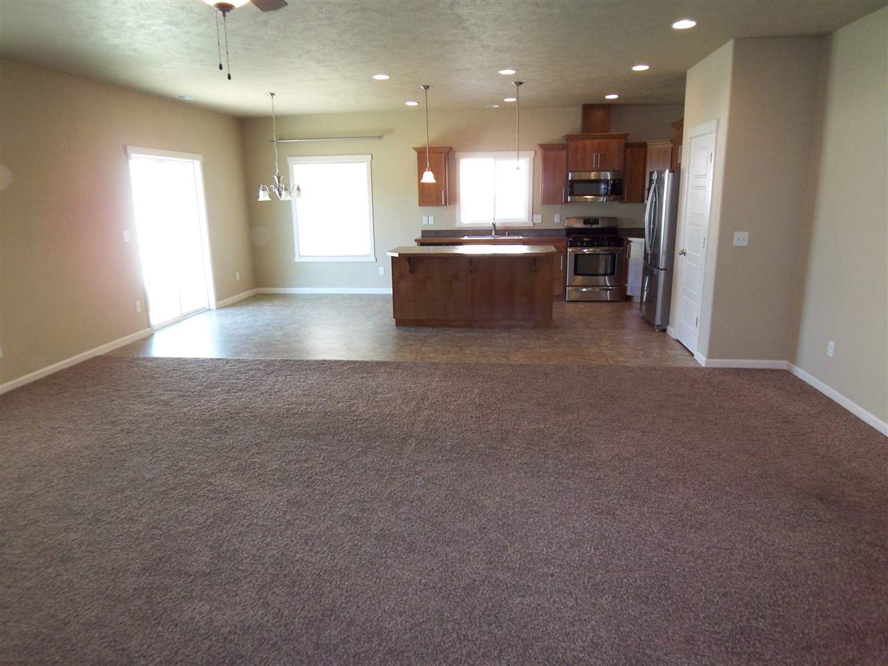 9015 West Red Street Cheney, WA 99004 - Photo 3 of 9 Gallery Image 3