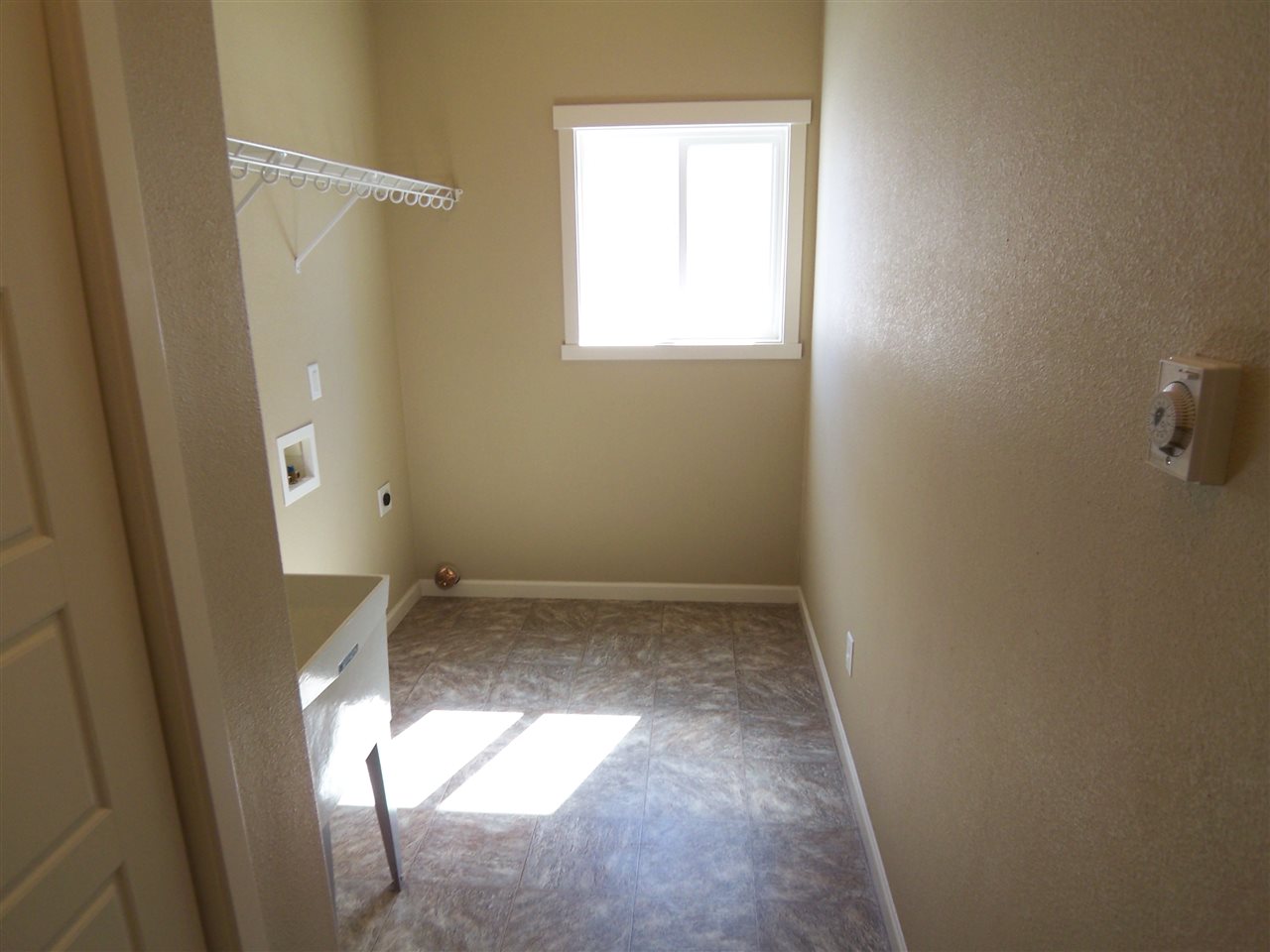 9015 West Red Street Cheney, WA 99004 - Photo 7 of 9 Gallery Image 7