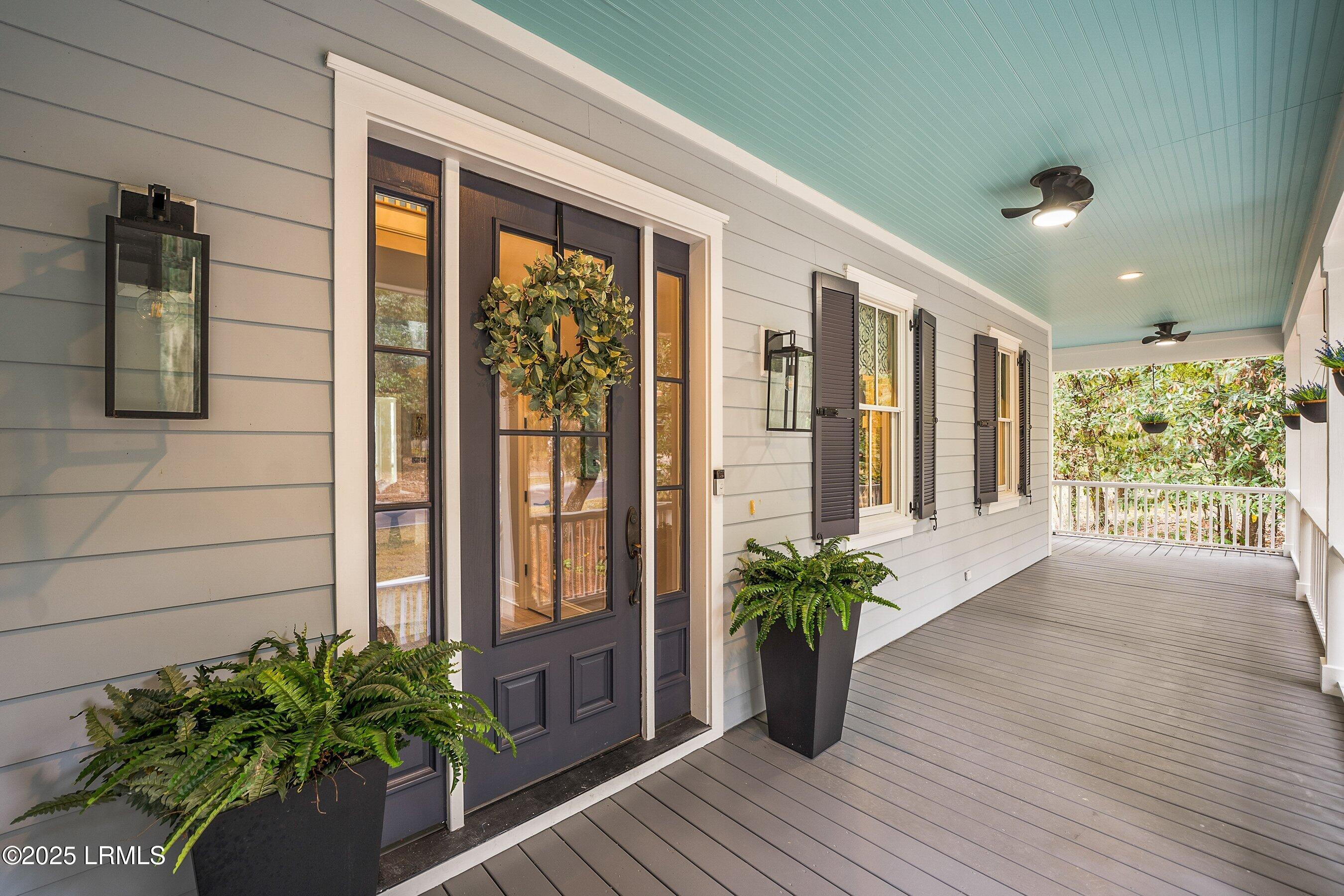 229 De La Gaye Point Beaufort, SC 29902 - Photo 13 of 99 DSC06667-20-1.jpg-SMALL