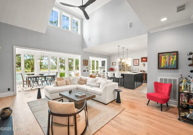 $1,950,000 | 229 De La Gaye Point, Beaufort, SC 29902