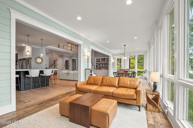 $1,950,000 | 229 De La Gaye Point, Beaufort, SC 29902