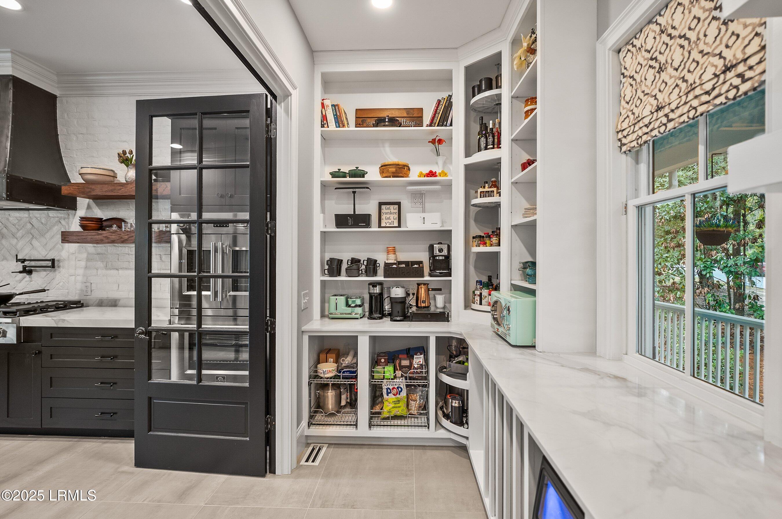 229 De La Gaye Point Beaufort, SC 29902 - Photo 35 of 99 DSC06822-175-1.jpg-SMALL