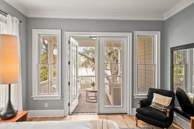 $1,950,000 | 229 De La Gaye Point, Beaufort, SC 29902