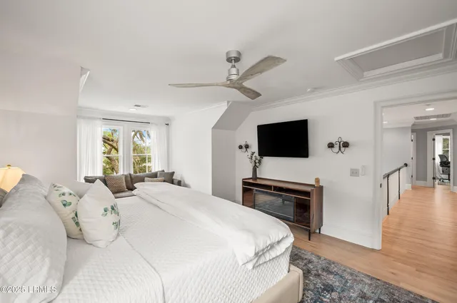 $1,950,000 | 229 De La Gaye Point, Beaufort, SC 29902