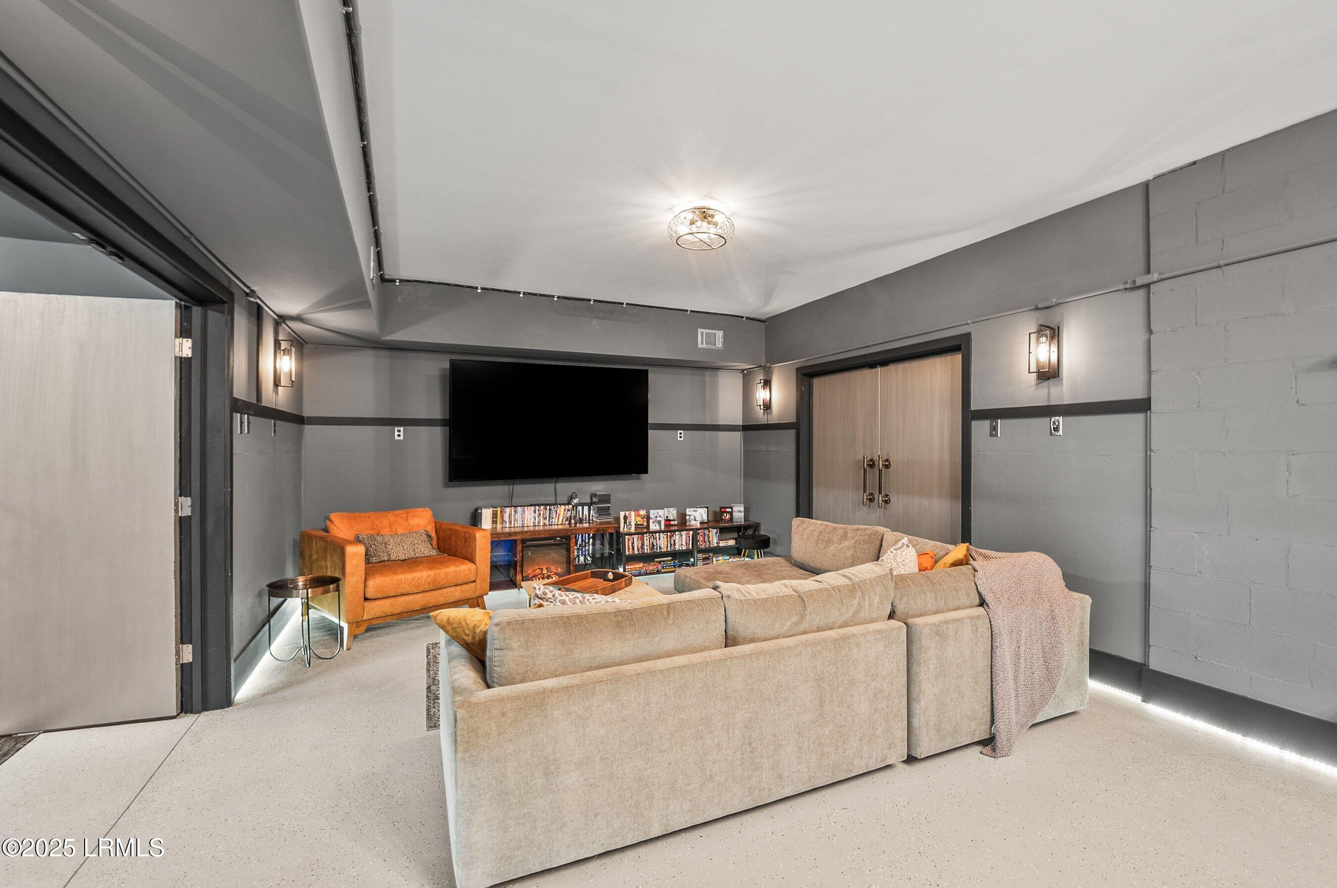 229 De La Gaye Point Beaufort, SC 29902 - Photo 82 of 99 DSC07062-415-1.jpg-SMALL