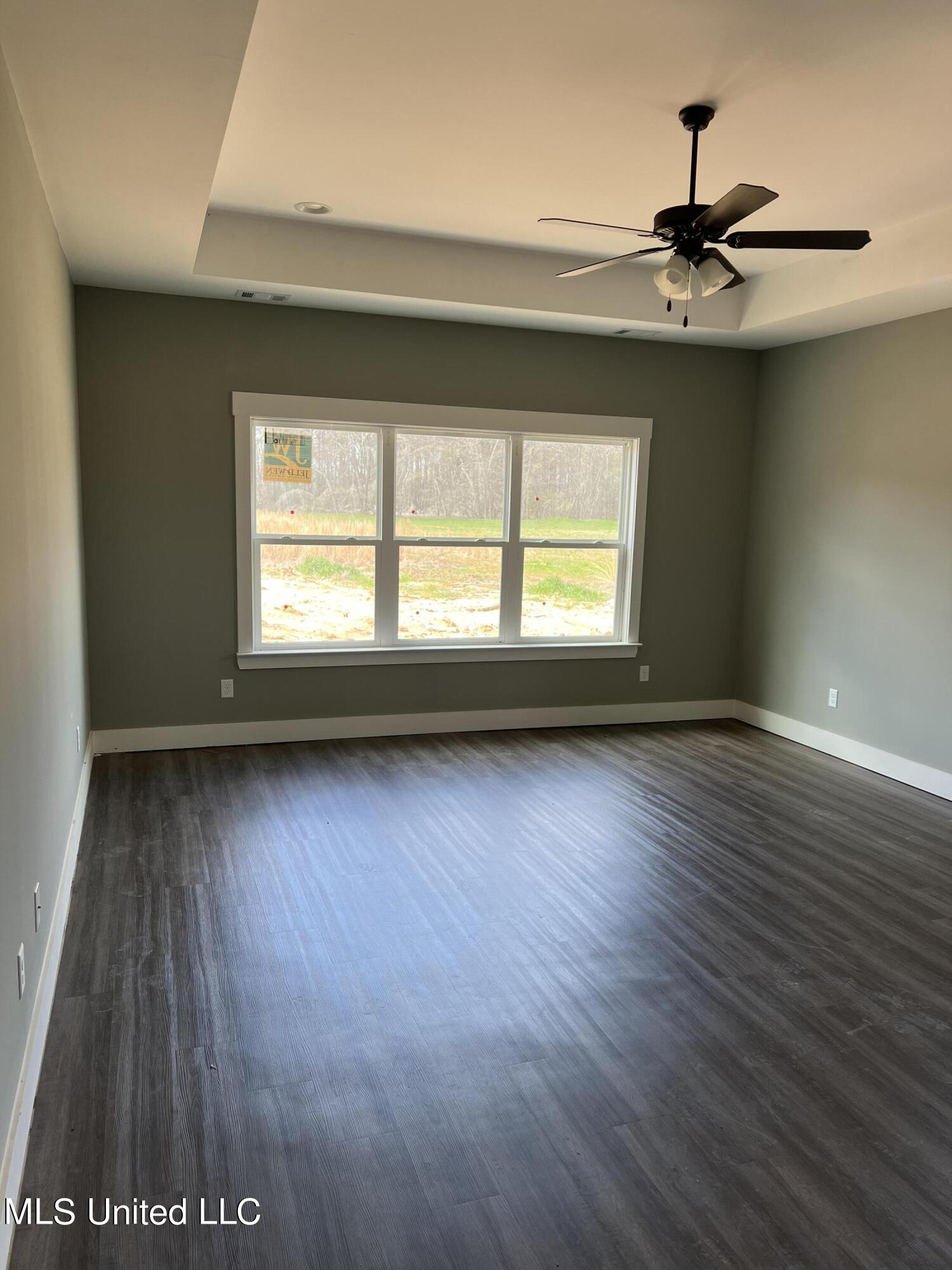 4121 Jenny Lane Hernando, MS 38632 - Photo 6 of 14 330FFC32-7383-4860-BD0D-94965CDB0229