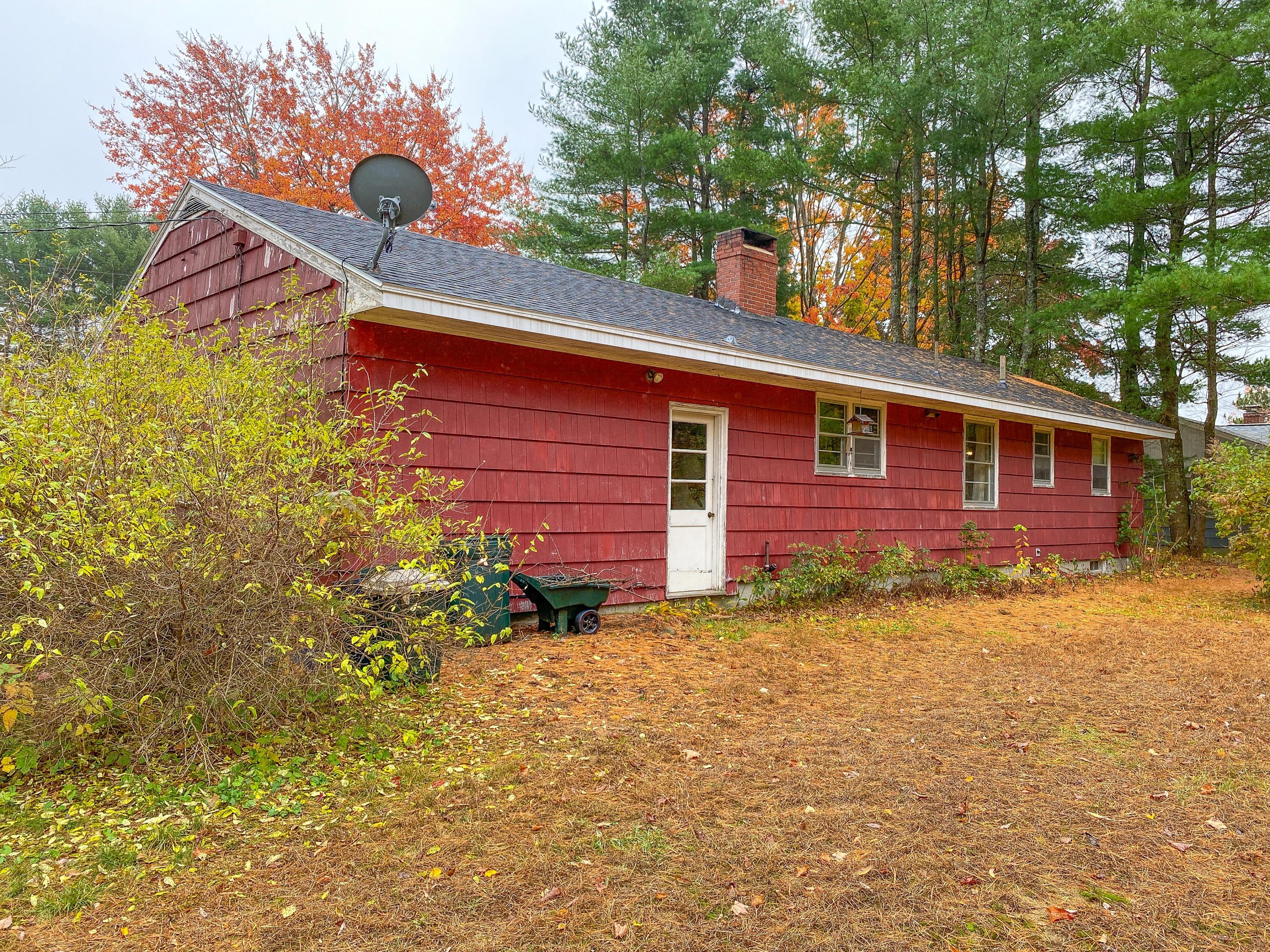 3 Meadowview Road Cumberland Center, ME 04021 - Photo 3 of 16 3 Meadowview Rd