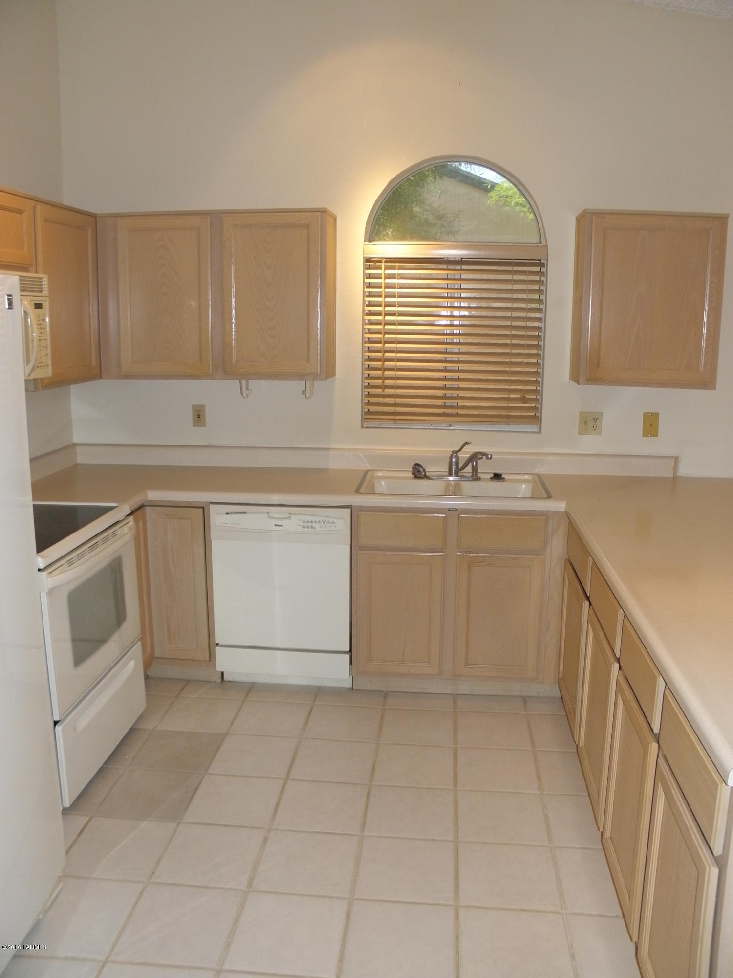 8739 East Desert Spring Street Tucson, AZ 85730 - Photo 6 of 20
