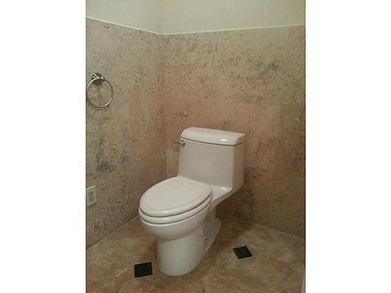 1155 Southwest 7th Street Boca Raton, FL 33486 - Photo 25 of 30 Bathroom