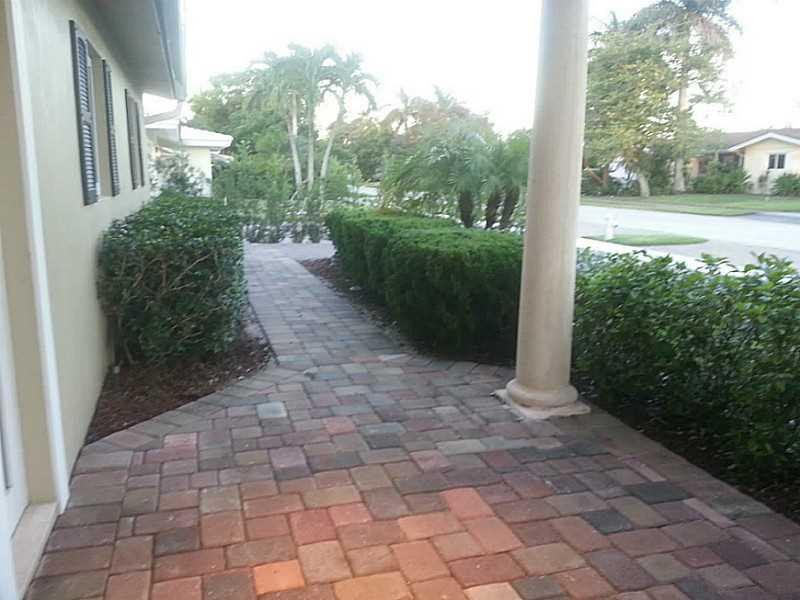 1155 Southwest 7th Street Boca Raton, FL 33486 - Photo 4 of 30 Exterior Front