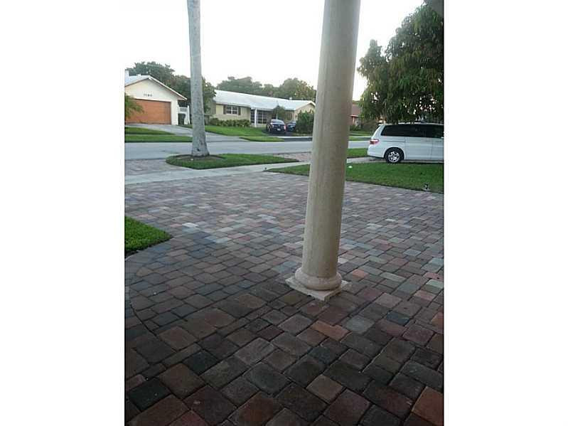 1155 Southwest 7th Street Boca Raton, FL 33486 - Photo 6 of 30 Exterior Front