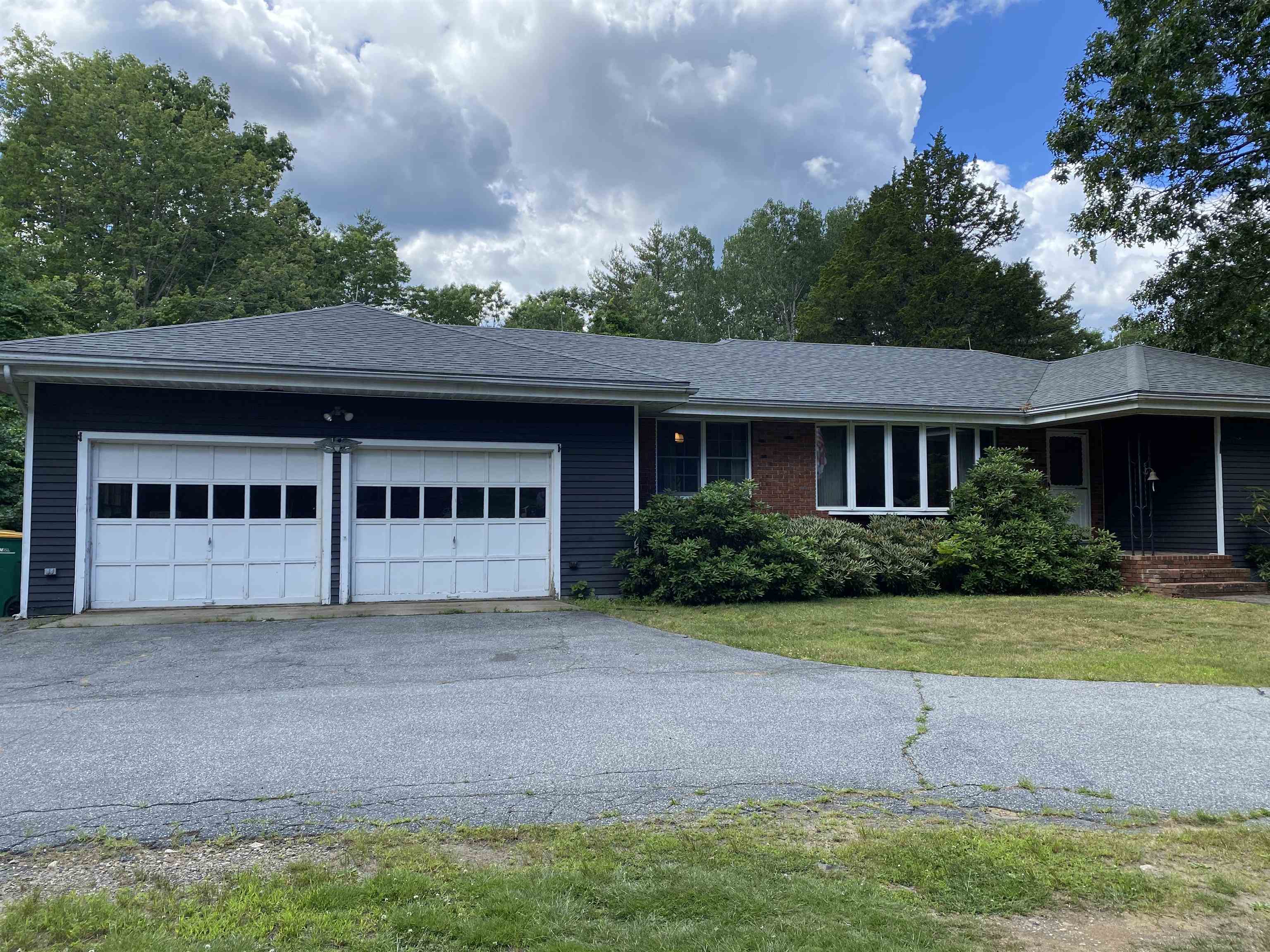 43 N Road Kingston, NH 03848 - Photo 2 of 20