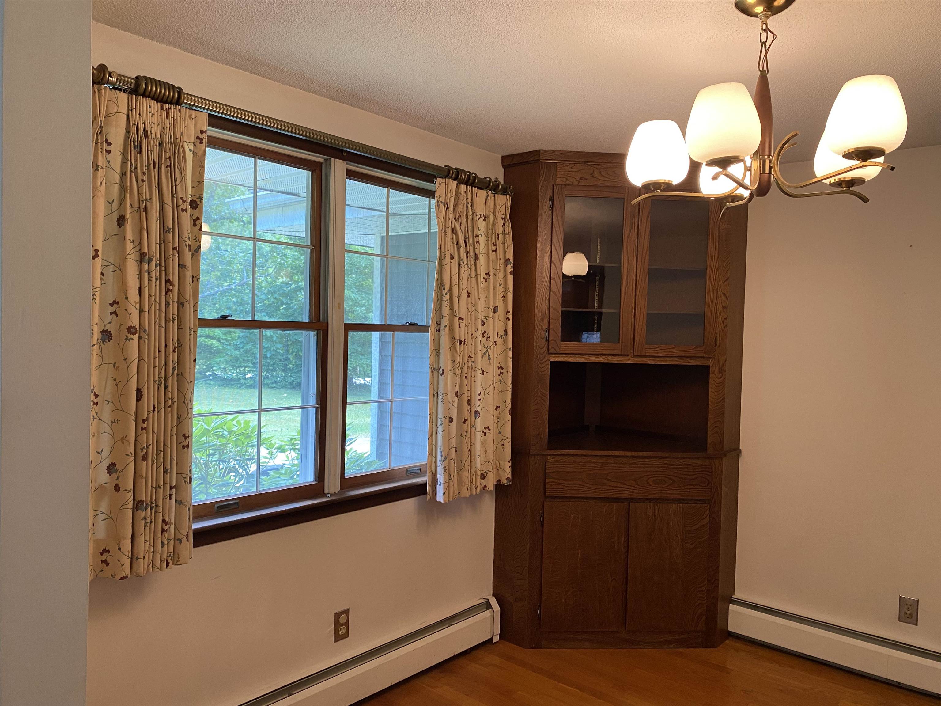 43 N Road Kingston, NH 03848 - Photo 6 of 20
