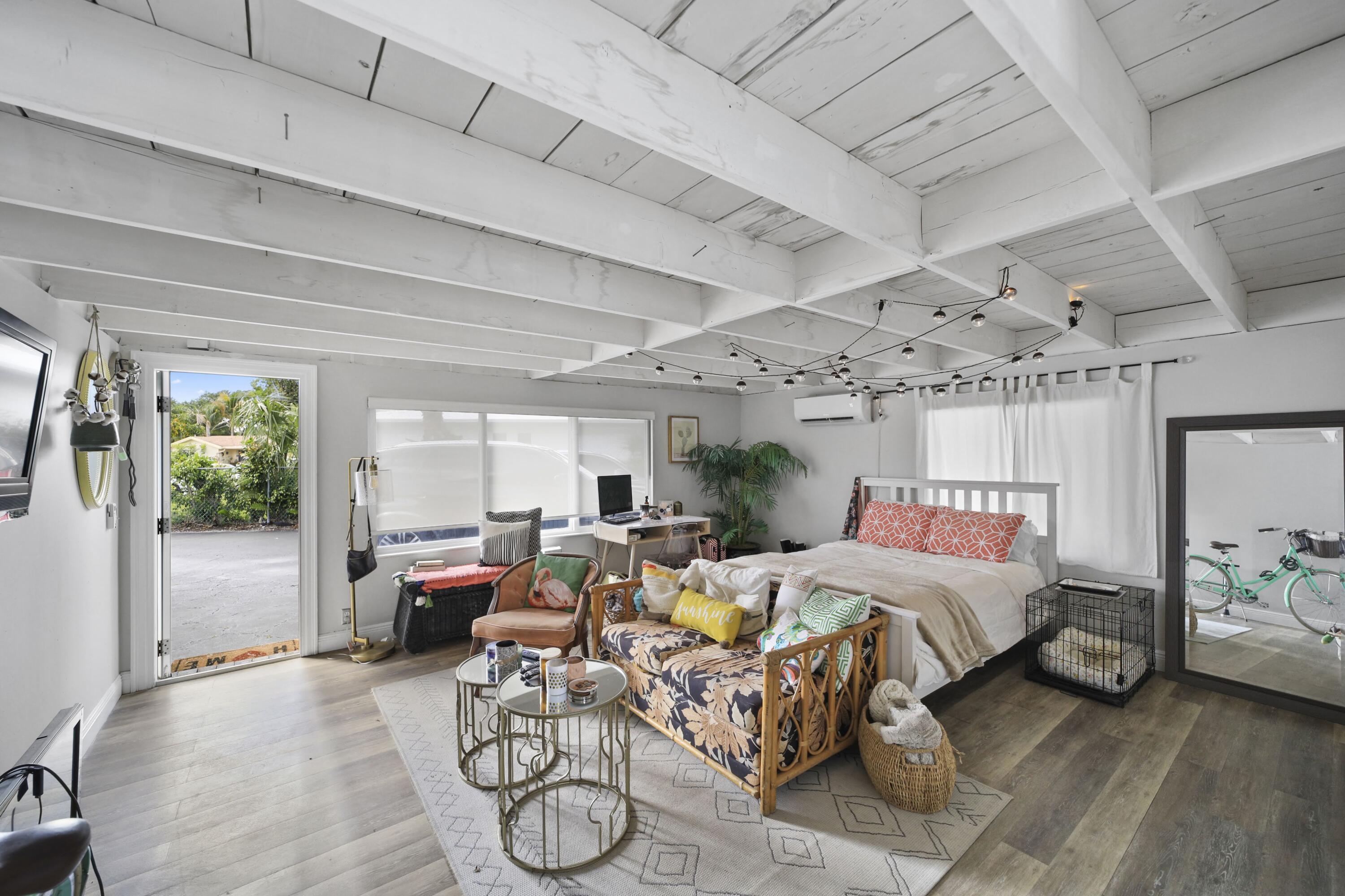 Undisclosed Address Lighthouse Point, FL 33064 - Photo 4 of 16 7C3A3219