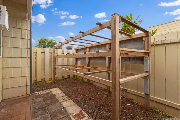 $555,000 | 94-250 Kealohi Street, Unit 155, Mililani, HI 96789