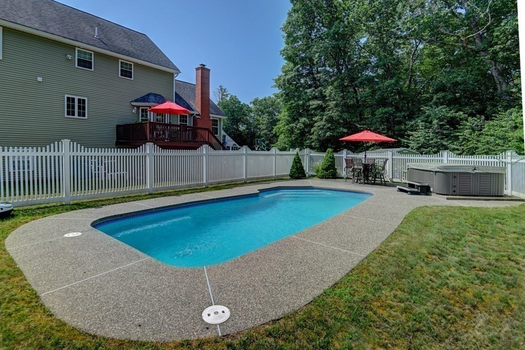 80 Spencer Knowles Road Rowley, MA 01969 - Photo 8 of 41 Gallery Image 8