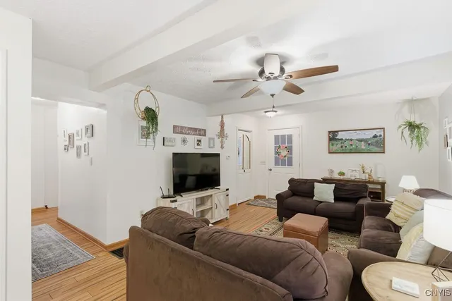 $374,900 | 6292 Mud Mill Road, Cicero, NY 13029