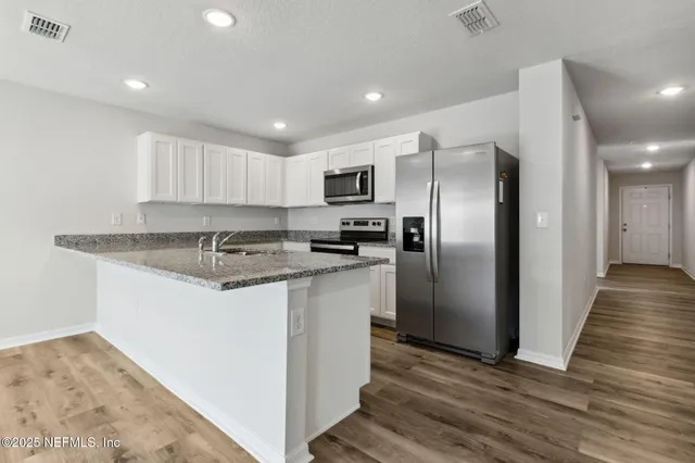 $254,800 | 195 River Rdg Place, Welaka, FL 32193