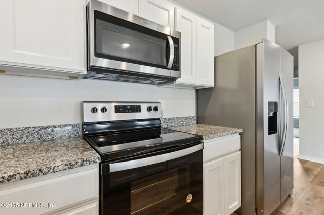 $254,800 | 195 River Rdg Place, Welaka, FL 32193