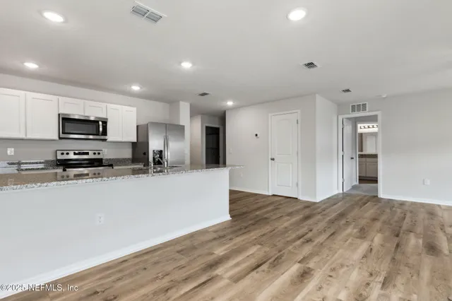 $254,800 | 195 River Rdg Place, Welaka, FL 32193