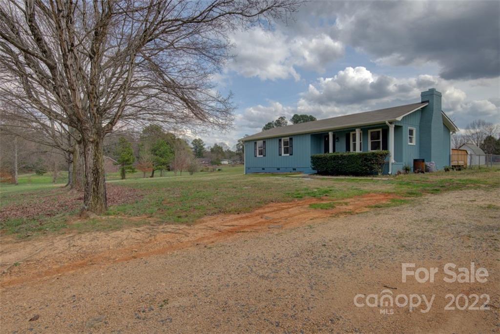 7902 Old Concord Road Salisbury, NC 28146 - Photo 3 of 24 Gallery Image 3