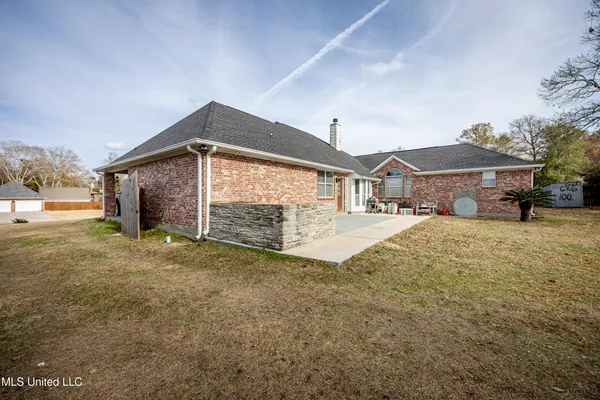 $422,114 | 14077 North White Swan Cove, Gulfport, MS 39503