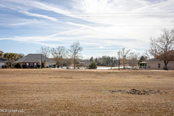 $422,114 | 14077 North White Swan Cove, Gulfport, MS 39503