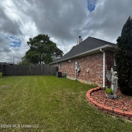 $422,114 | 14077 North White Swan Cove, Gulfport, MS 39503