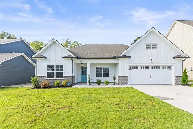 $387,999 | 98 Winchester Drive, Rossville, GA 30741