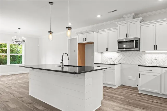 $387,995 | 98 Winchester Drive, Rossville, GA 30741