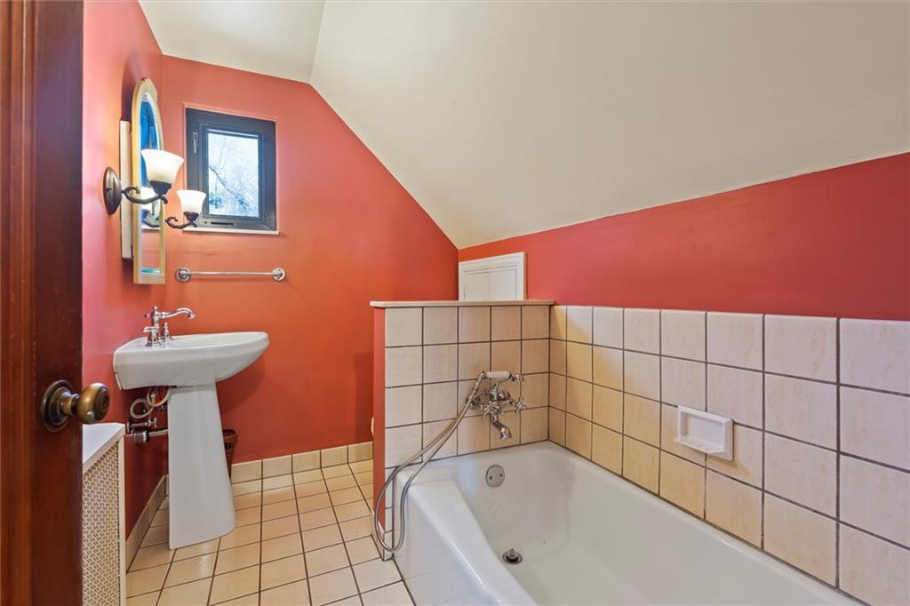 3632 West Run Road Homestead, PA 15120 - Photo 22 of 36 Gallery Image 22